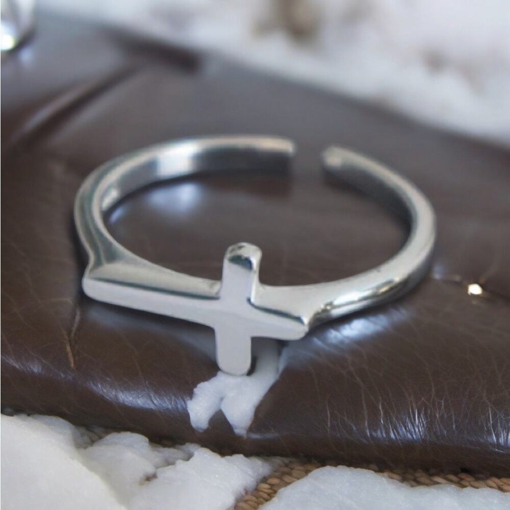 NEW sterling silver plated in white gold cross ring adjustable jewelry B21